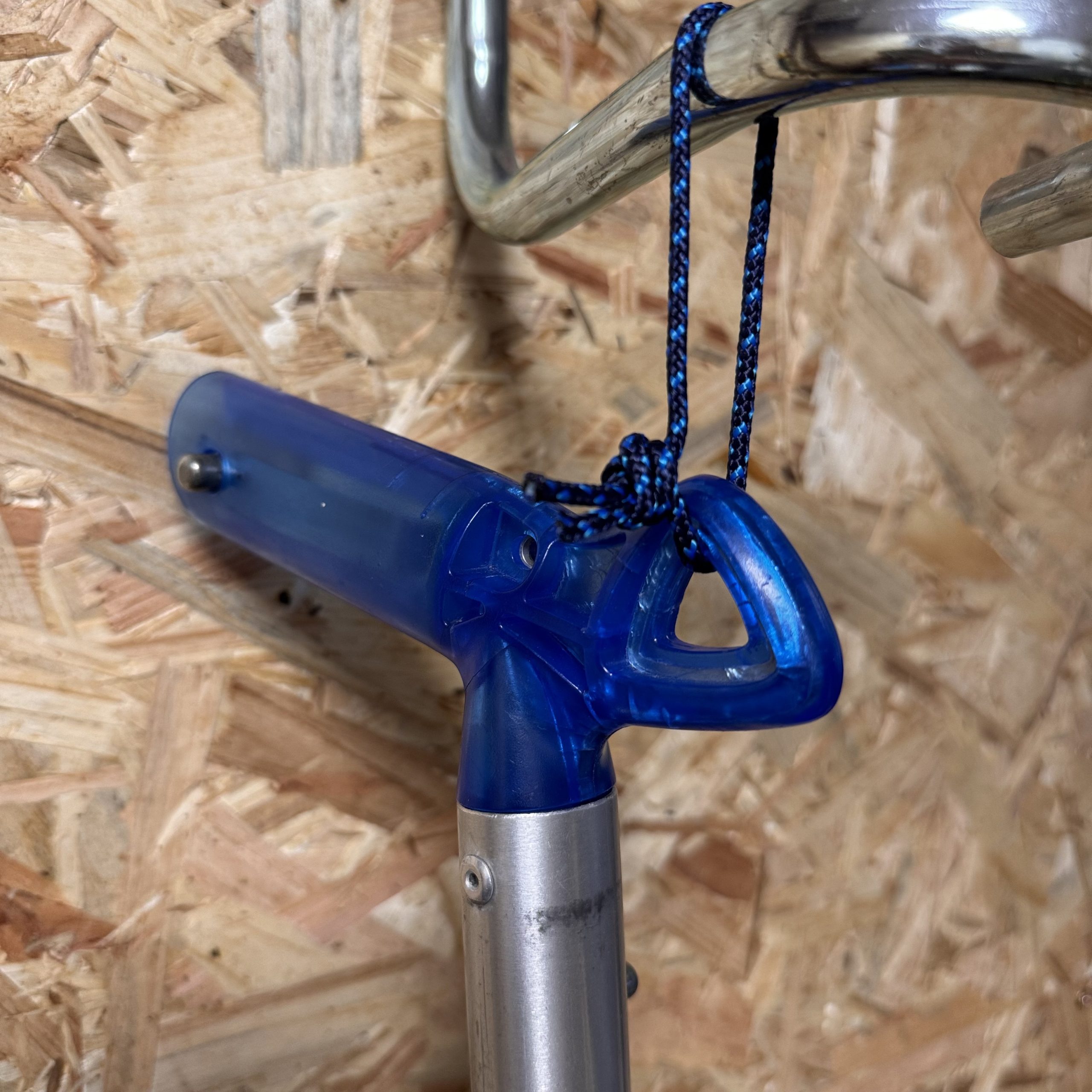 Knotty – Image 3
